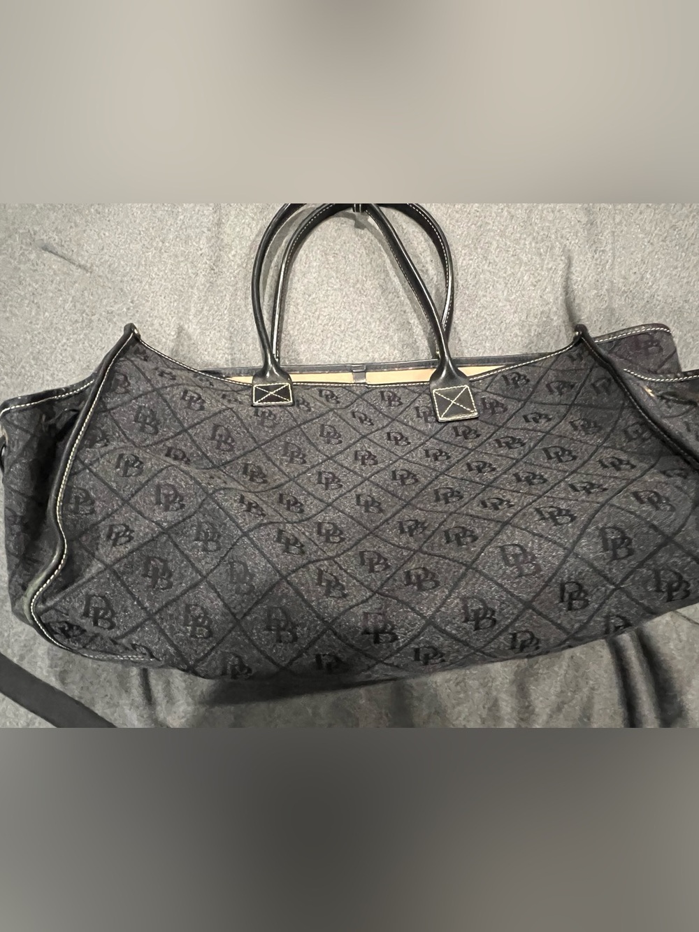 Dooney & Bourke XL signature canvas tote bag